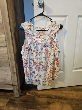 Floral Sleeveless Ruffle Blouse By Lauren Condrad